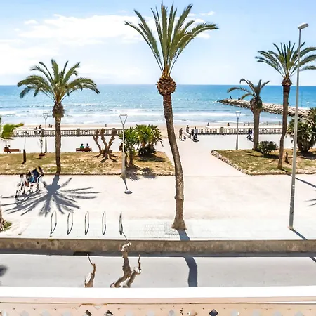 Apartment Apart Acogedor En Primera Linea, Liliane