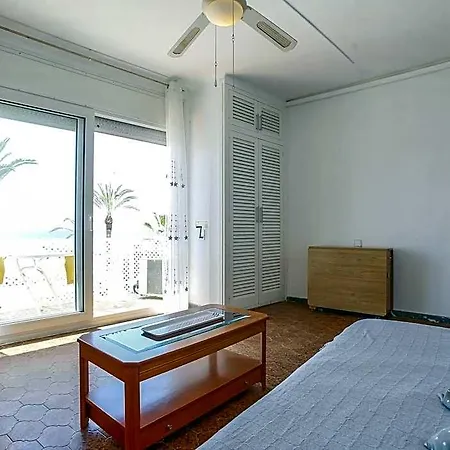 Apartament Cozy On The Front Line, Liliane