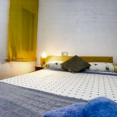 Cozy On The Front Line, Liliane Apartment Sitges